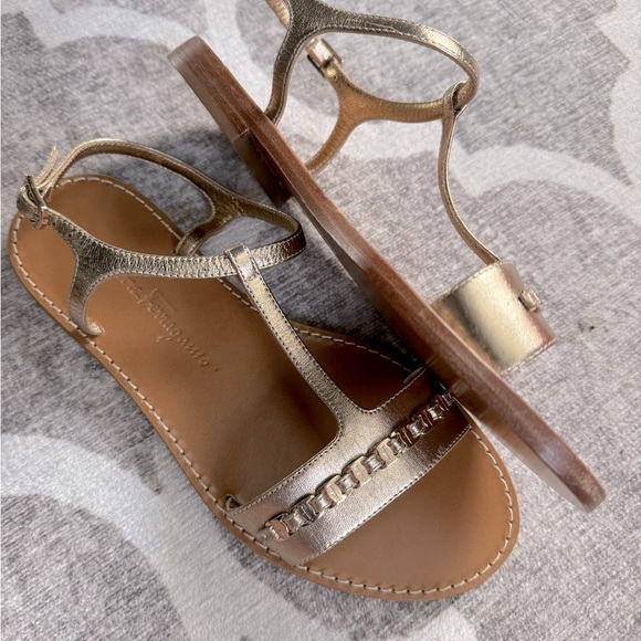 Brand new Salvatore Ferragamo engraved leather sandals 5.5 - Picture 3 of 11